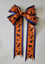 Bow with Tails
