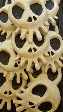 Mansion Skull Decoration