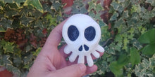 Mini Mansion Skull present toppers or ornaments