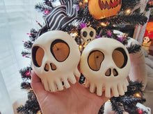 Mansion Skull and Pumpkin Ornament Set