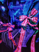 Blacklight Mansion Graveyard Ribbons