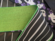 squiggly Stripe Ribbon. "THAT RIBBON" ๐ Mansion Holiday Ribbon