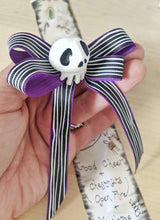 squiggly Stripe Ribbon. "THAT RIBBON" ๐ Mansion Holiday Ribbon