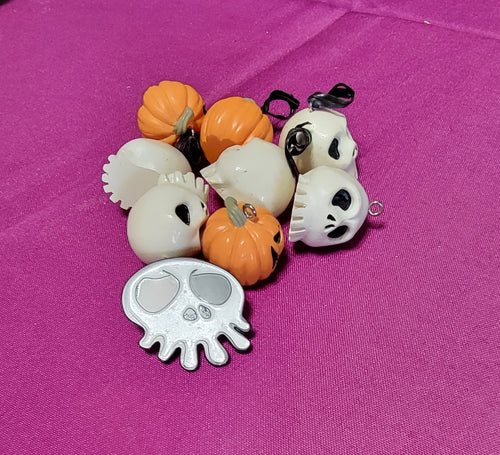 Itty bitty and pin lot