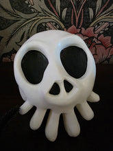 Load image into Gallery viewer, Table Top Dimensional Skull