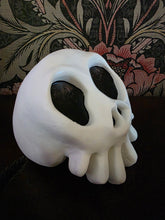 Load image into Gallery viewer, Table Top Dimensional Skull