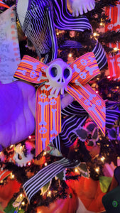 UV Tiny bow and skull ornaments