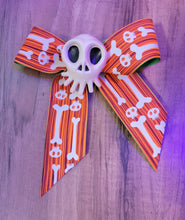 UV Tiny bow and skull ornaments