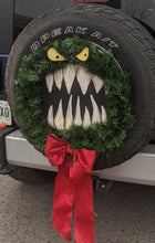 Simplified Eating Wreath*for jeep wheel cover* or door or window hanging