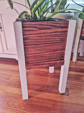 Trä Plant Large Stand